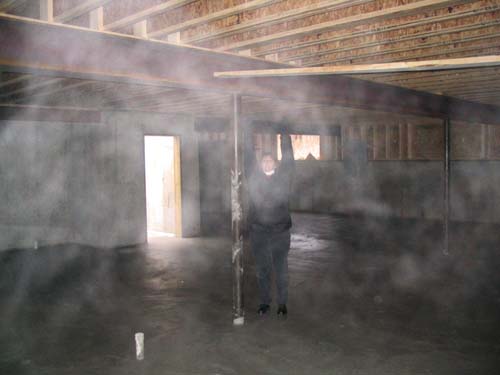 2003_12_29 059 Wendi and the Ghost on the new Basement Floor