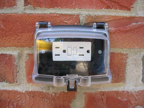 2004_06_20 069 Weird Weather Proof Electrical Boxes