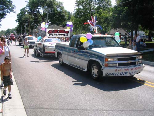 2004_09_07 006 E-Z Tan's Float in the Parade