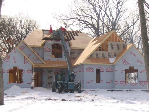 2004_02_20 003 Main Roof Going On
