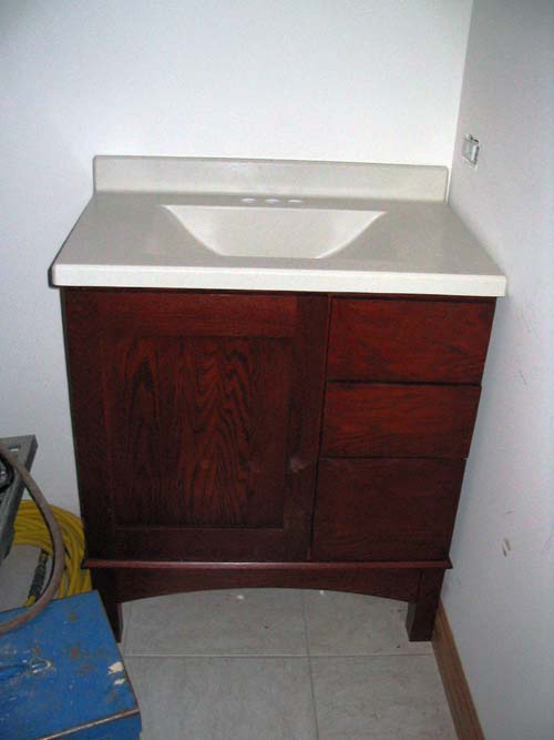 2004_06_20 056 Wendi's Vanity