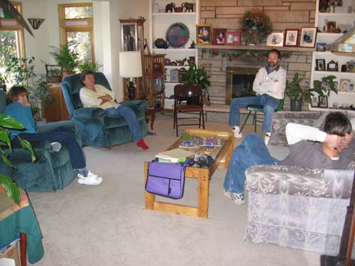 2005_12_06 049 The Adults Relaxing